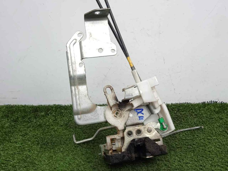 Recambio de cerradura puerta delantera derecha para mitsubishi canter 4.05  4.9 diesel referencia OEM IAM SINREFERENCIA MECANICA