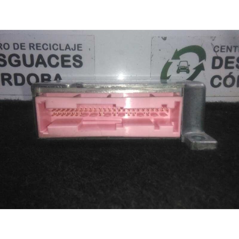 Recambio de centralita airbag para volvo v40 familiar 1.9 diesel referencia OEM IAM 30613499A TEMIC 