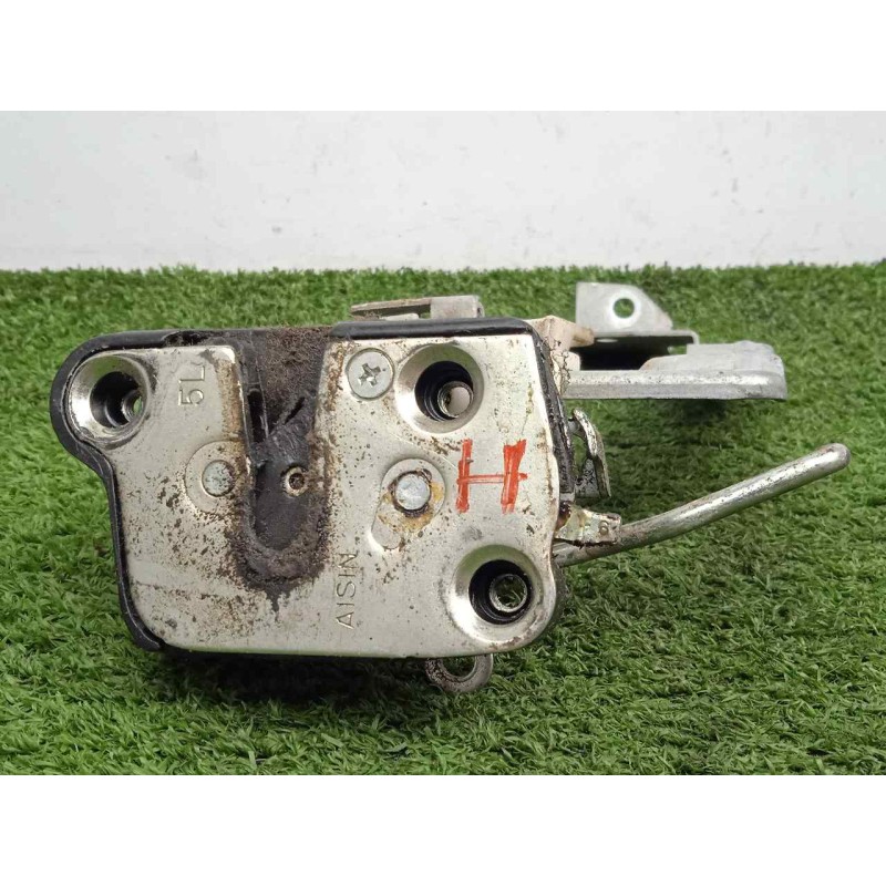 Recambio de cerradura puerta delantera izquierda para mitsubishi canter 4.05  4.9 diesel referencia OEM IAM SINREFERENCIA MECANI