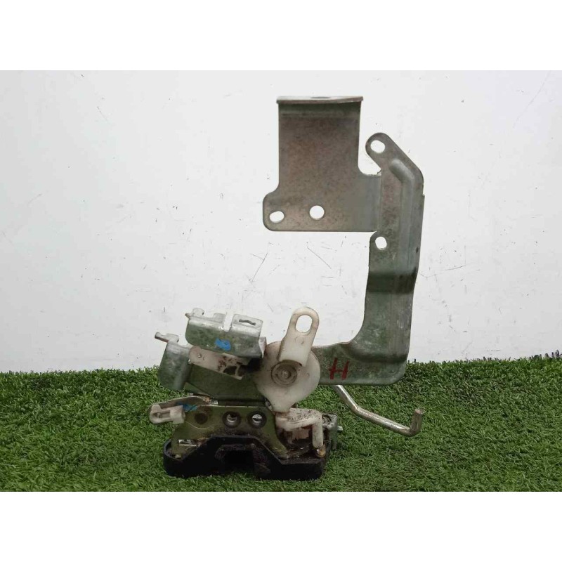 Recambio de cerradura puerta delantera izquierda para mitsubishi canter 4.05  4.9 diesel referencia OEM IAM SINREFERENCIA MECANI