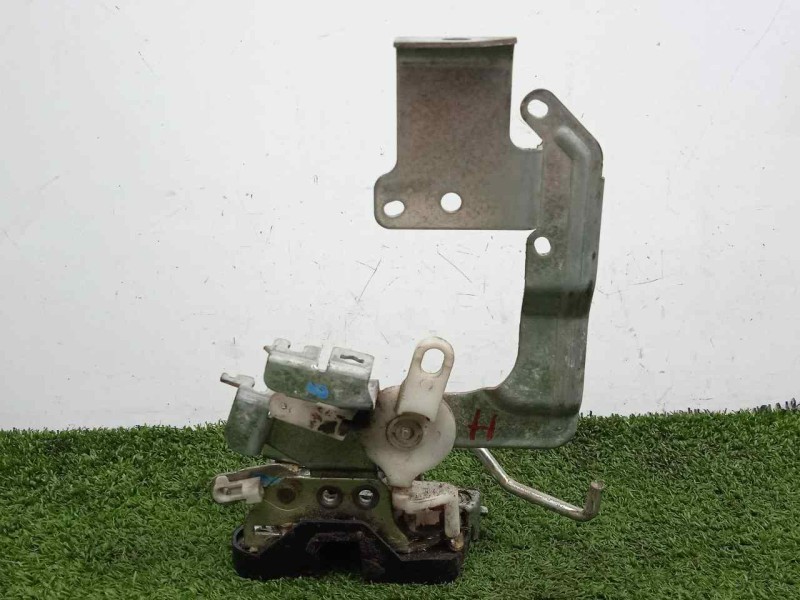 Recambio de cerradura puerta delantera izquierda para mitsubishi canter 4.05  4.9 diesel referencia OEM IAM SINREFERENCIA MECANI