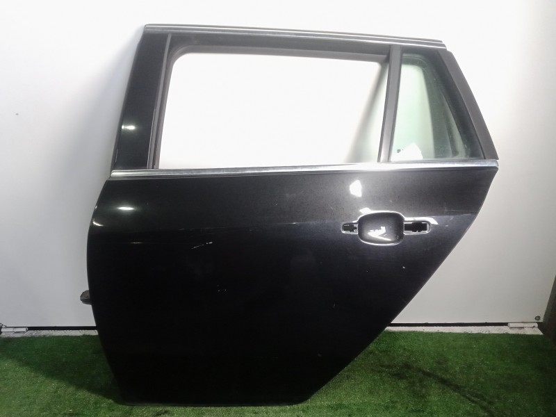 Recambio de puerta trasera izquierda para opel insignia sports tourer 2.0 cdti cat referencia OEM IAM   