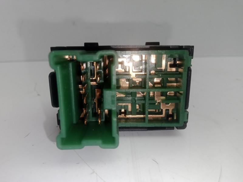 Recambio de mando retrovisor para nissan qashqai (j10) 2.0 16v cat referencia OEM IAM   