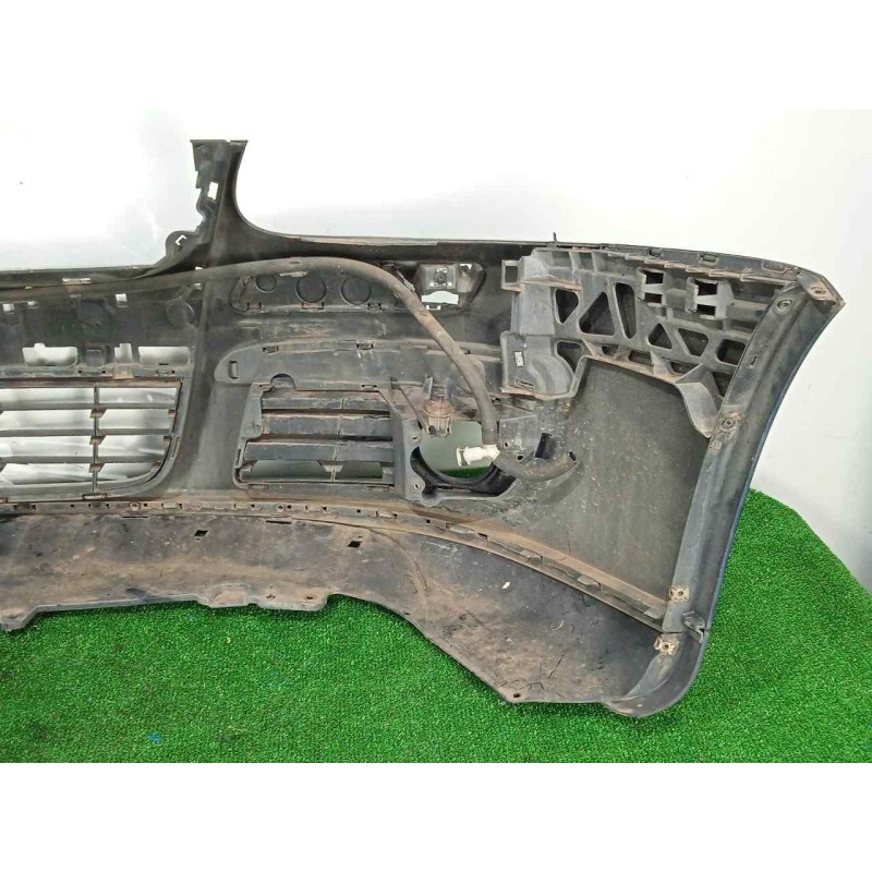 Recambio de paragolpes delantero para volkswagen jetta (1k2) 2.0 tdi referencia OEM IAM 1K0805903B  