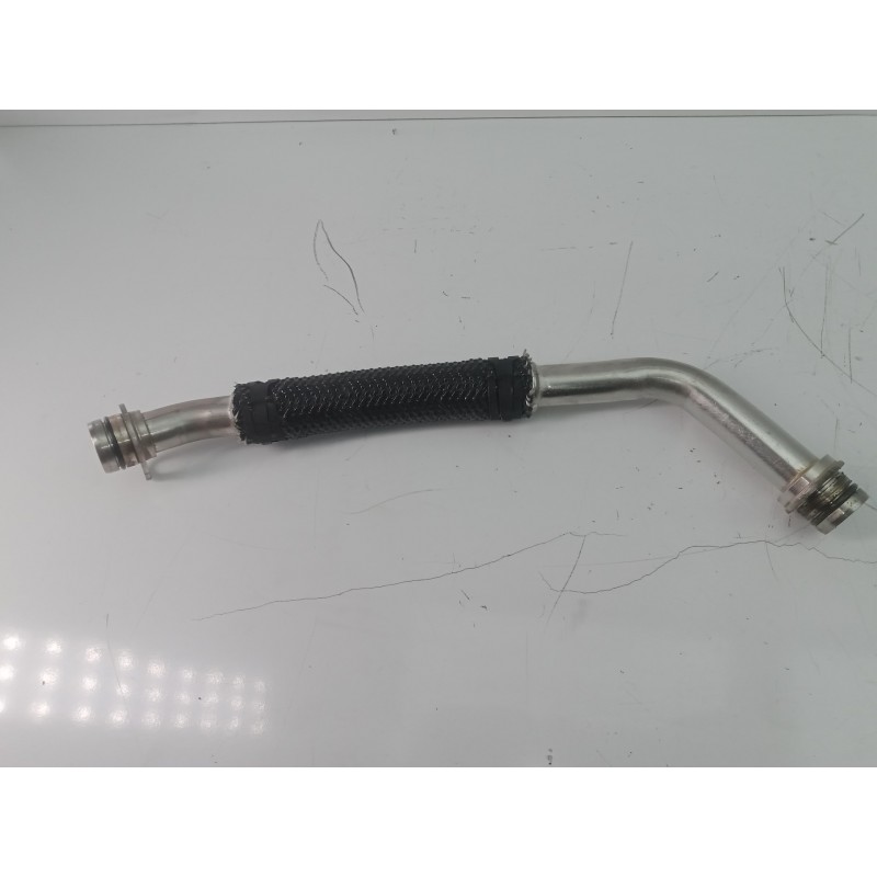 Recambio de tubo para seat leon (5f1) 2.0 16v tsi referencia OEM IAM 06K145735T TUBERIA ACEITE 