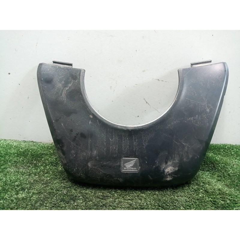 Recambio de moldura para honda forza 250 250 c.c referencia OEM IAM 64338KSVJ000 TAPA FRONTAL 