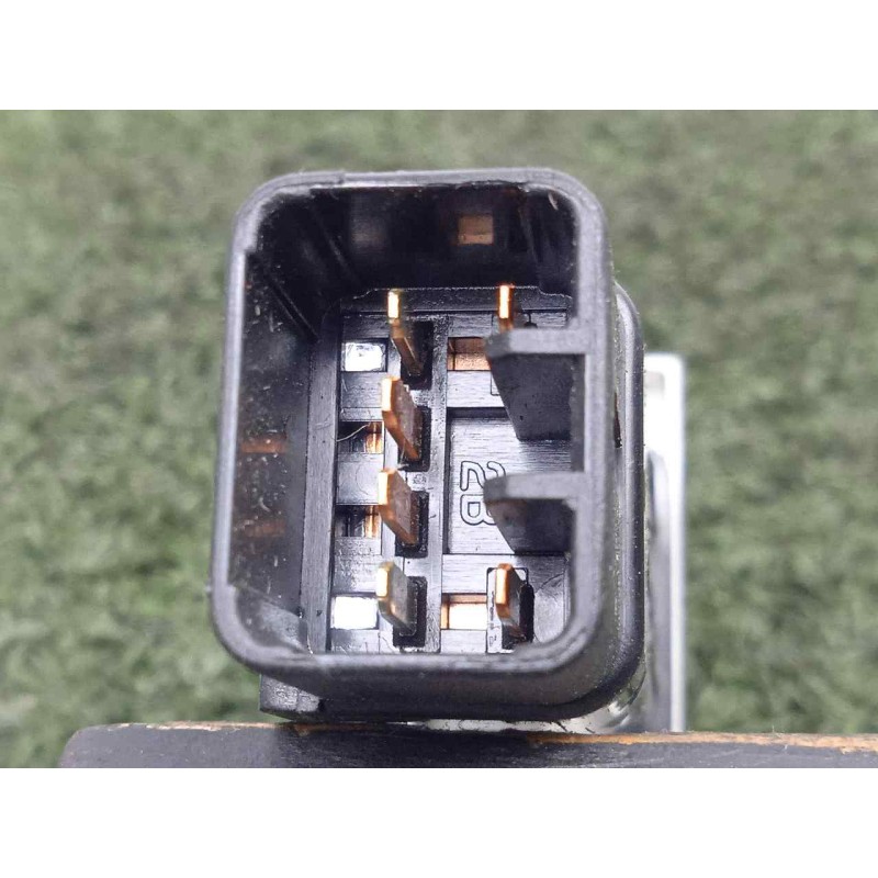 Recambio de interruptor para ssangyong korando 2.0 td cat referencia OEM IAM 202008020 6.PINES 