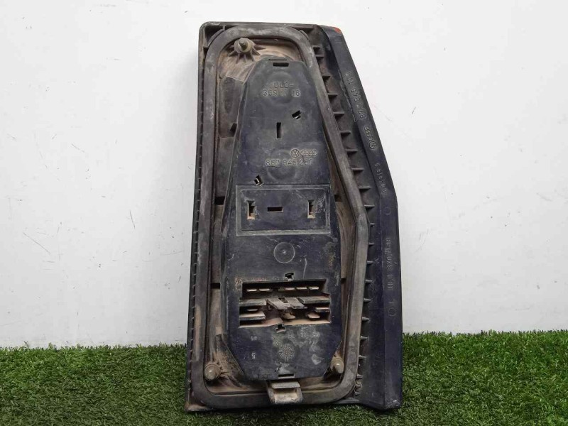 Recambio de piloto trasero izquierdo para volkswagen polo (867/871/873) referencia OEM IAM  81-90 - 5.PUERTAS 