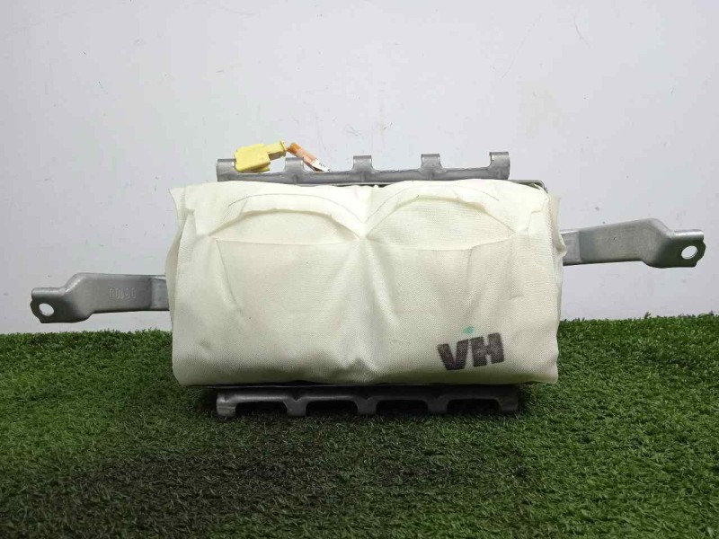 Recambio de airbag delantero derecho para toyota avensis (t27) 2.2 d-4d cat referencia OEM IAM 7396005010-107355613P6H  