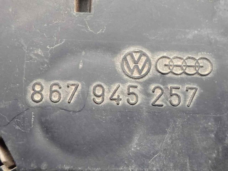 Recambio de piloto trasero izquierdo para volkswagen polo (867/871/873) referencia OEM IAM  81-90 - 5.PUERTAS 