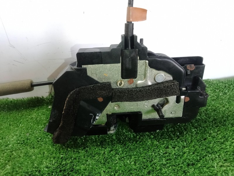 Recambio de cerradura puerta trasera izquierda para renault kadjar 1.5 dci diesel fap energy referencia OEM IAM   