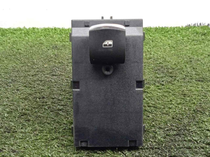 Recambio de mando elevalunas delantero derecho para alfa romeo stelvio (630) 2.2 jtdm cat referencia OEM IAM 01561092280  