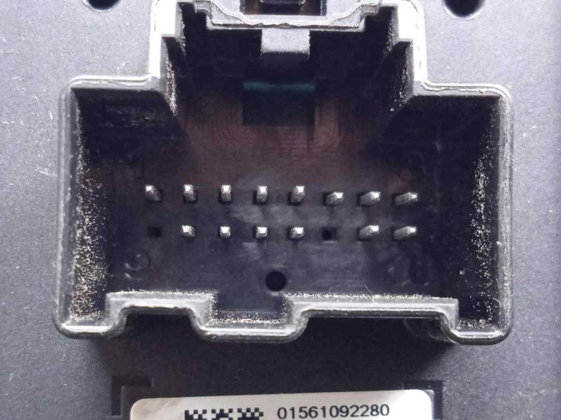 Recambio de mando elevalunas delantero derecho para alfa romeo stelvio (630) 2.2 jtdm cat referencia OEM IAM 01561092280  