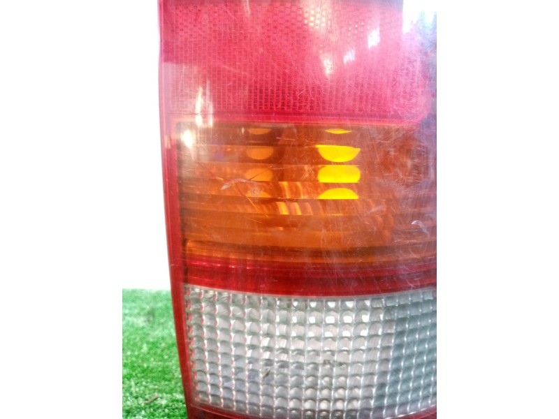 Recambio de piloto trasero derecho para ford focus turnier (cak) referencia OEM IAM  CON TARA - FISURADO 