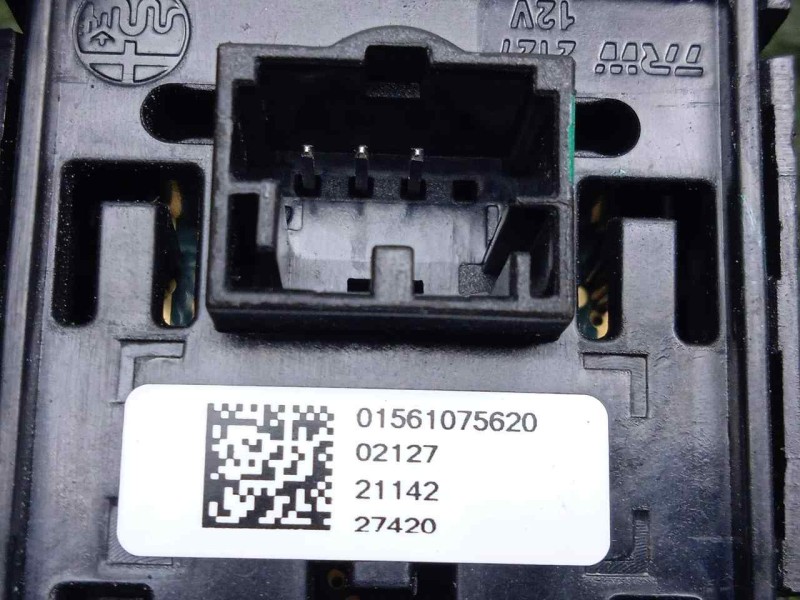 Recambio de mando elevalunas trasero izquierdo para alfa romeo stelvio (630) 2.2 jtdm cat referencia OEM IAM 01561075620  