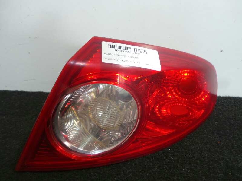 Recambio de piloto trasero derecho para chevrolet lacetti 1.6 cat referencia OEM IAM  EXTERIOR 5.PUERTAS