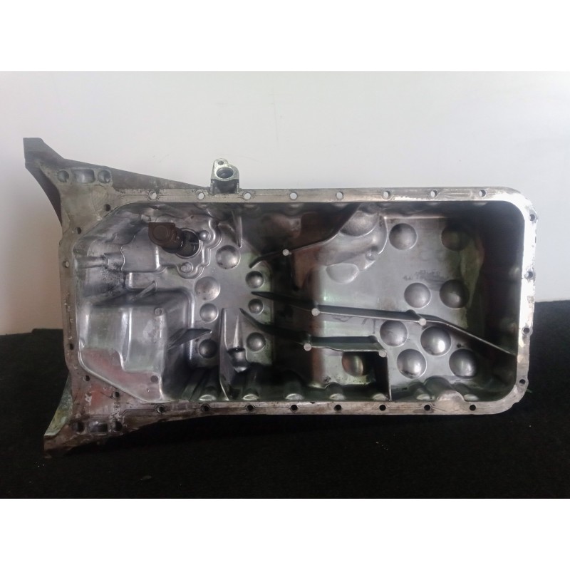 Recambio de carter para mercedes-benz clase c (w203) berlina 2.2 cdi cat referencia OEM IAM R6110140602-6110140602  