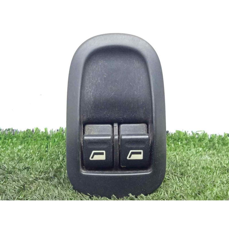 Recambio de mando elevalunas delantero izquierdo para peugeot 206 berlina 1.4 referencia OEM IAM  2.BOTONES 