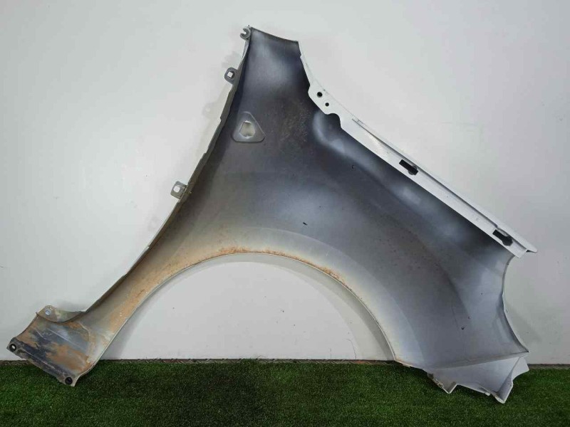 Recambio de aleta delantera izquierda para renault kangoo 1.5 dci diesel cat referencia OEM IAM 631011587R BLANCO 