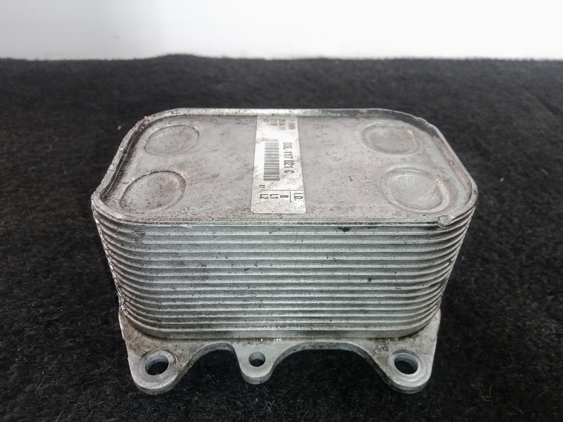Recambio de enfriador aceite motor para seat leon (1p1) 1.6 tdi referencia OEM IAM 03L117021C  