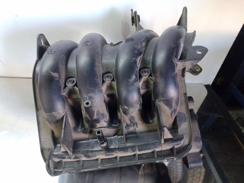 Recambio de colector admision para citroën c3 1.1 referencia OEM IAM 9686926180  