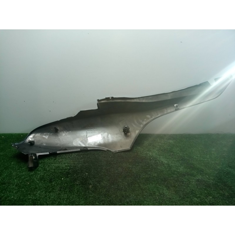 Recambio de carenado izquierdo para honda forza 250 250 c.c referencia OEM IAM 83501KSVAJ000  