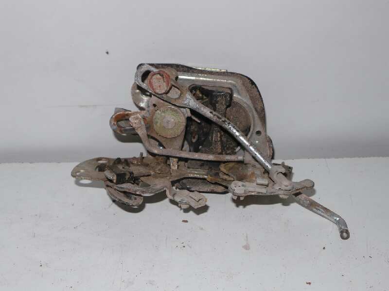 Recambio de cerradura puerta trasera derecha para opel monterey 3.1 turbodiesel referencia OEM IAM   