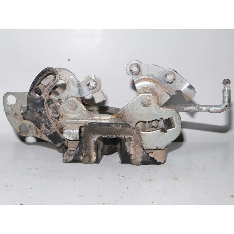 Recambio de cerradura puerta trasera derecha para opel monterey 3.1 turbodiesel referencia OEM IAM   