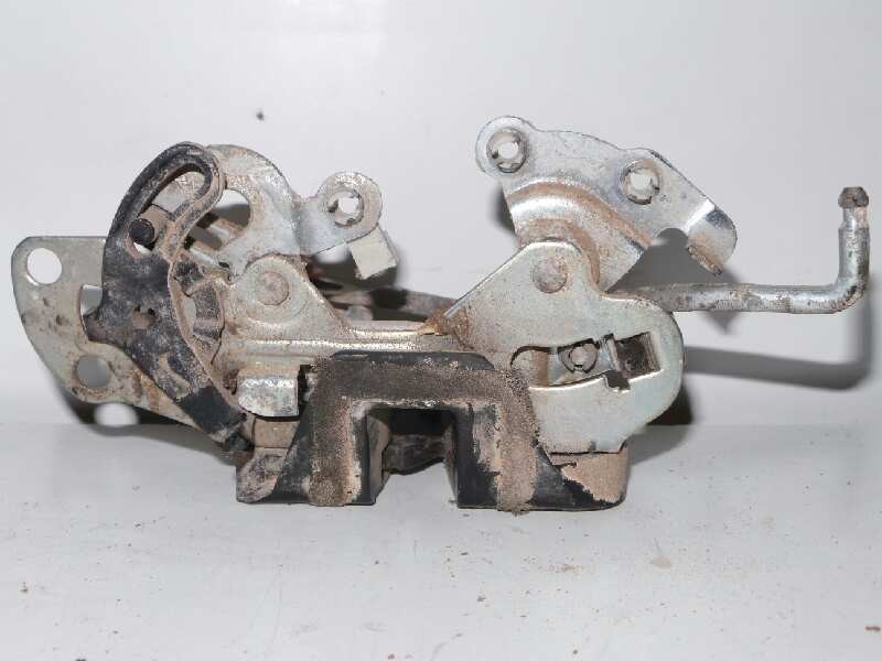 Recambio de cerradura puerta trasera derecha para opel monterey 3.1 turbodiesel referencia OEM IAM   