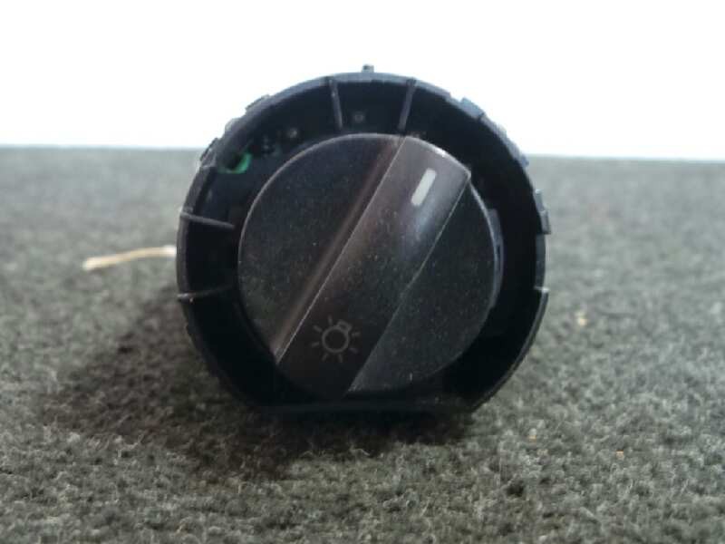 Recambio de interruptor luces para volkswagen polo (9n1) 1.4 16v referencia OEM IAM 6Q0941531B 1.NIEBLA 