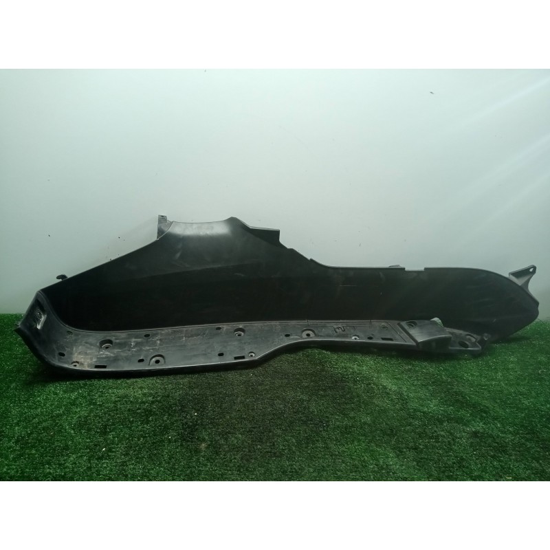 Recambio de moldura para honda forza 250 250 c.c referencia OEM IAM 64322KSVJ00-64322KSVJ000 SUELO IZQUIERDO 