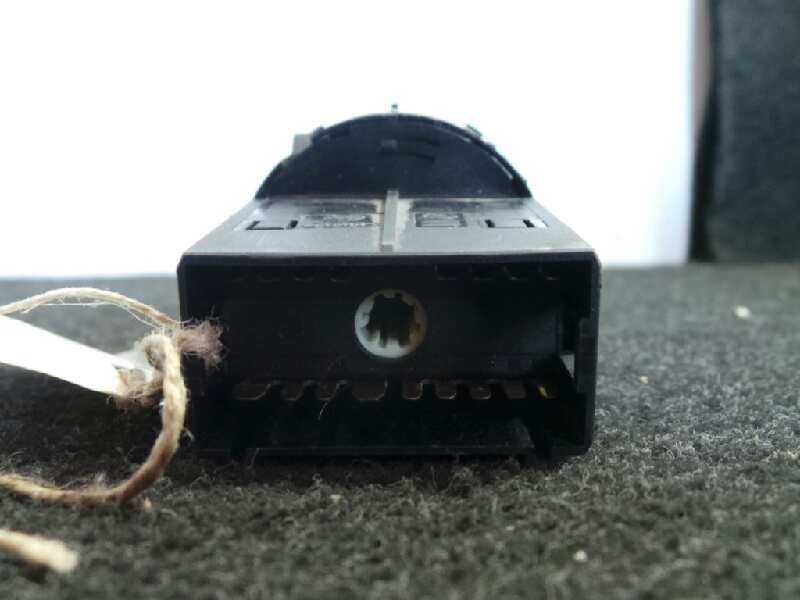 Recambio de interruptor luces para volkswagen polo (9n1) 1.4 16v referencia OEM IAM 6Q0941531B 1.NIEBLA 