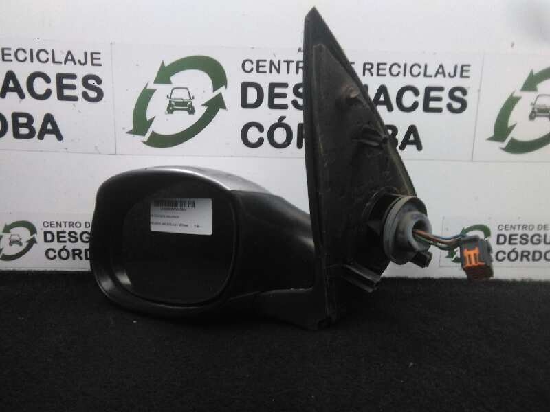 Recambio de retrovisor izquierdo para peugeot 206 berlina 1.9 diesel referencia OEM IAM  ELECTRICO - 5.CABLES GRIS