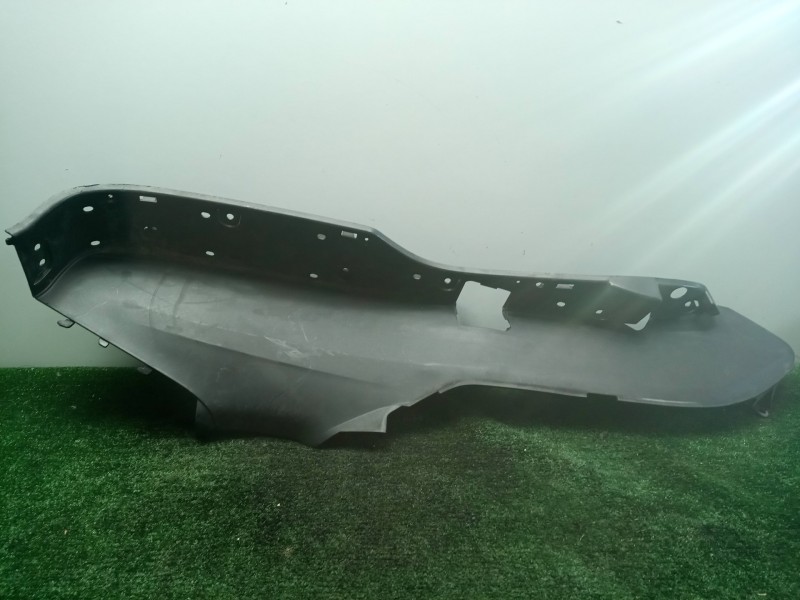 Recambio de moldura para honda forza 250 250 c.c referencia OEM IAM 64321KSVJ00-64321KSVJ000 SUELO DERECHO 