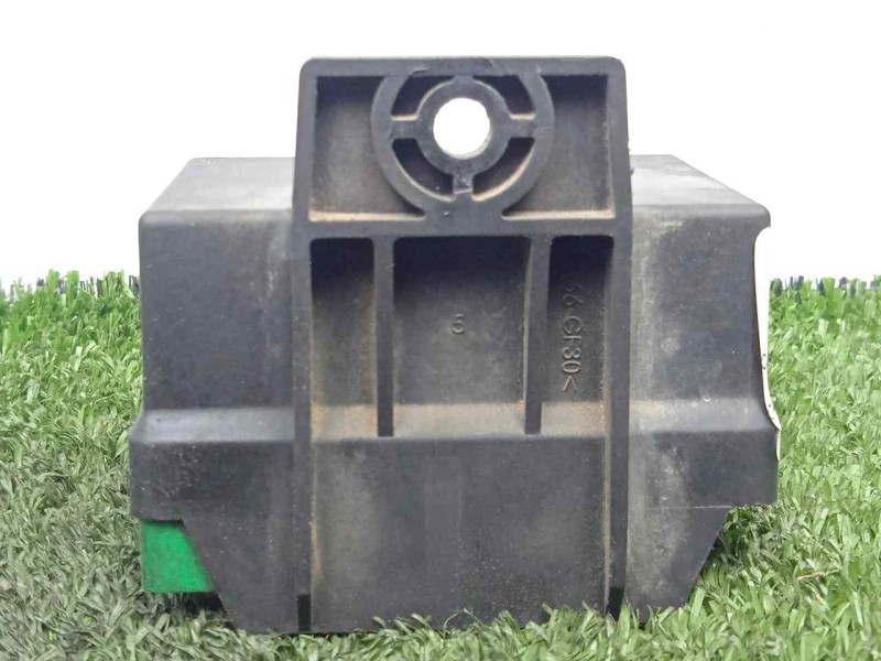 Recambio de caja precalentamiento para citroën saxo 1.5 diesel referencia OEM IAM 9639912580  