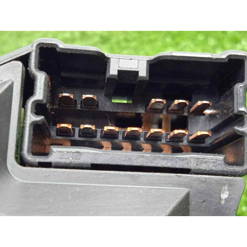 Recambio de mando limpia para nissan terrano/terrano.ii (r20) 2.7 turbodiesel referencia OEM IAM 25260AV775 2.SERIE 