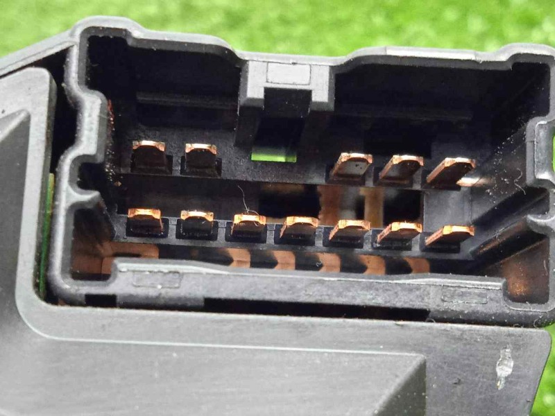 Recambio de mando limpia para nissan terrano/terrano.ii (r20) 2.7 turbodiesel referencia OEM IAM 25260AV775 2.SERIE 