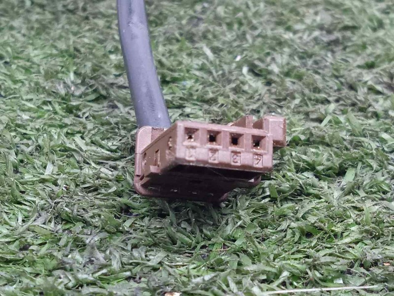 Recambio de antena para peugeot 208 1.4 hdi fap referencia OEM IAM 9663123380  