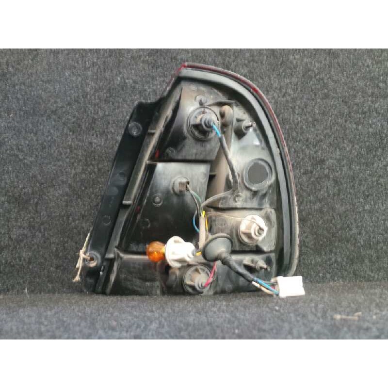 Recambio de piloto trasero izquierdo para daewoo nubira berlina referencia OEM IAM  96-99 4.PUERTAS