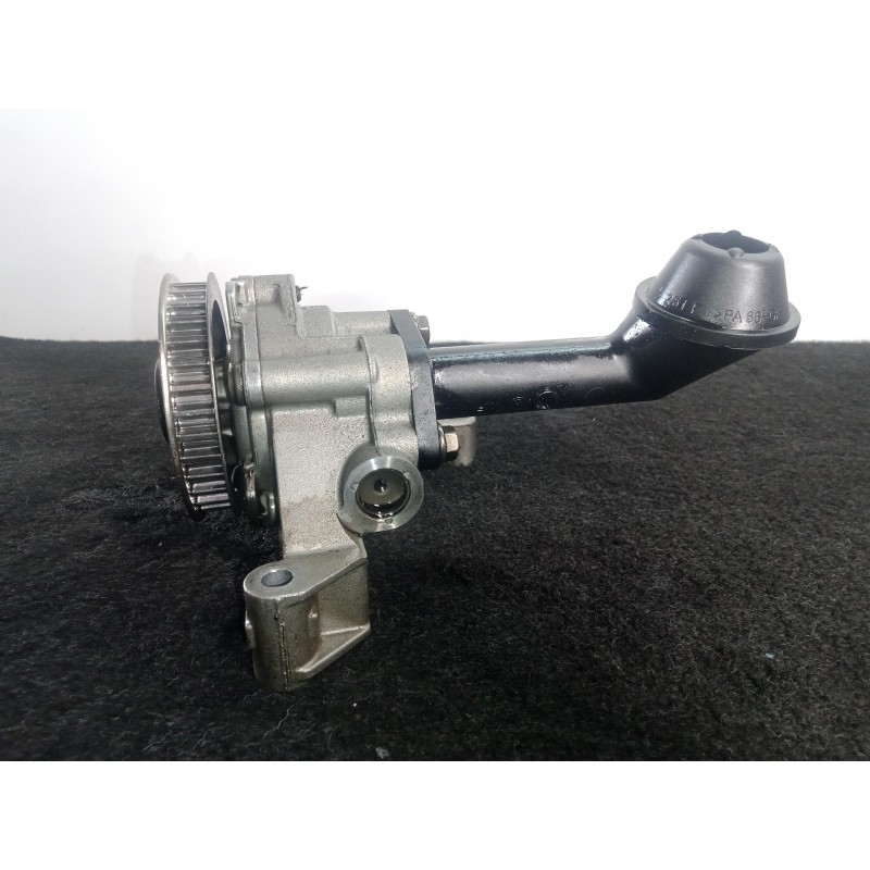 Recambio de bomba aceite para seat leon (1p1) 1.6 tdi referencia OEM IAM 03L115263  