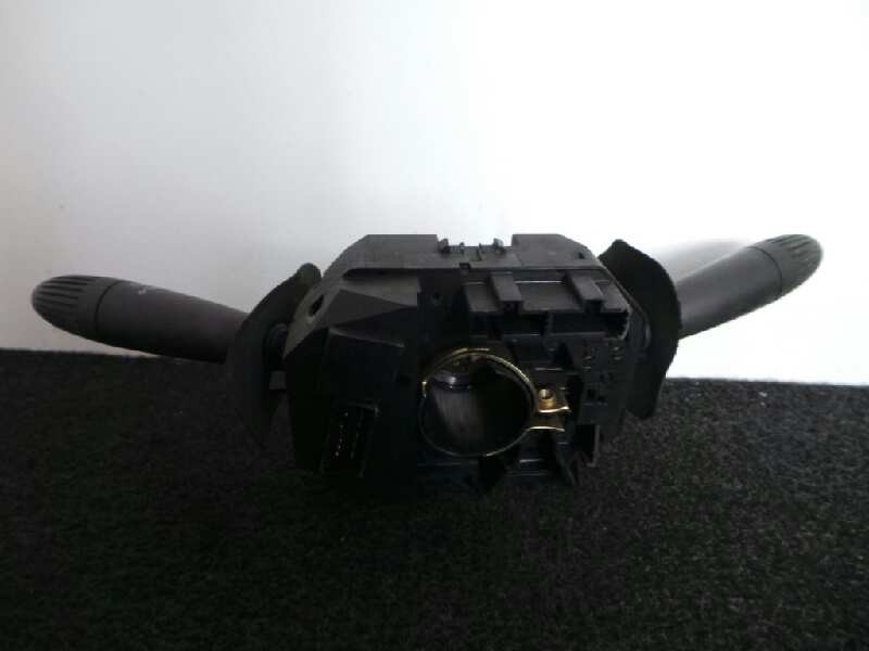 Recambio de mando luces para fiat punto berlina (188) 1.2 cat referencia OEM IAM A223 MANDO DOBLE 