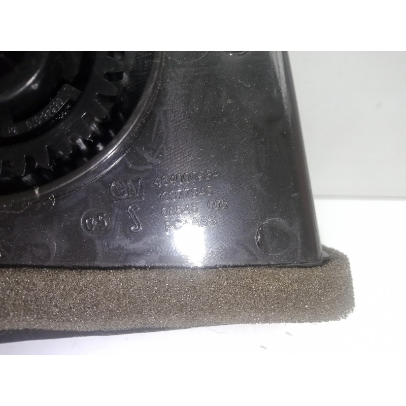 Recambio de rejilla aireadora para opel corsa e 1.4 referencia OEM IAM 13377948  