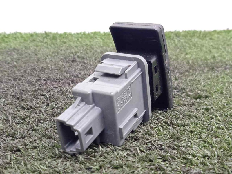 Recambio de warning para toyota avensis (t27) 2.2 d-4d cat referencia OEM IAM 8433205070  