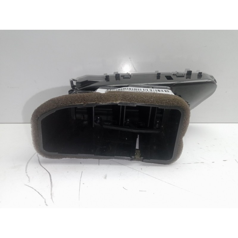 Recambio de rejilla aireadora para opel corsa e 1.4 referencia OEM IAM 13377948  