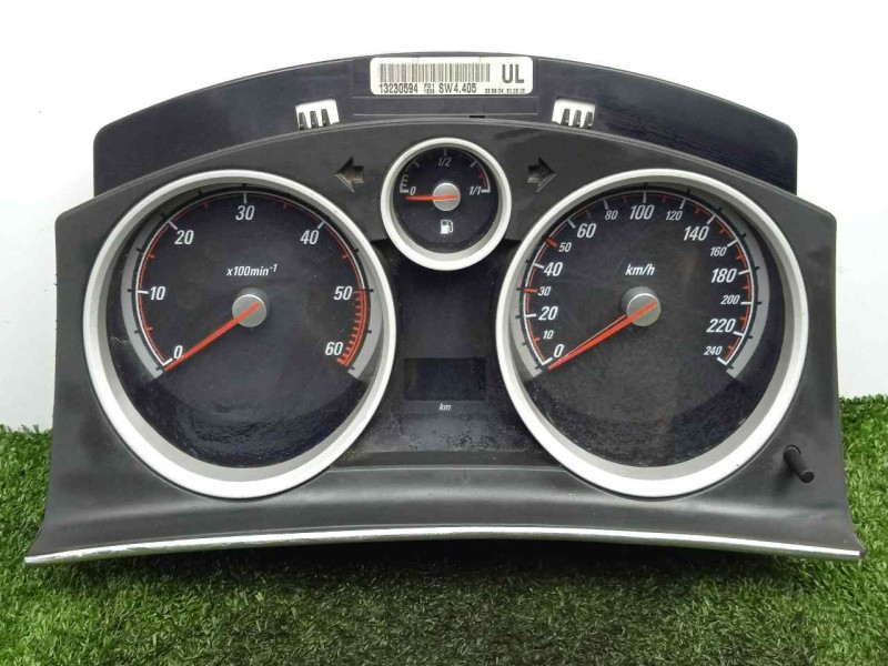 Recambio de cuadro instrumentos para opel astra gtc 1.9 cdti referencia OEM IAM 13230594-SW4405 ASTRA.H 