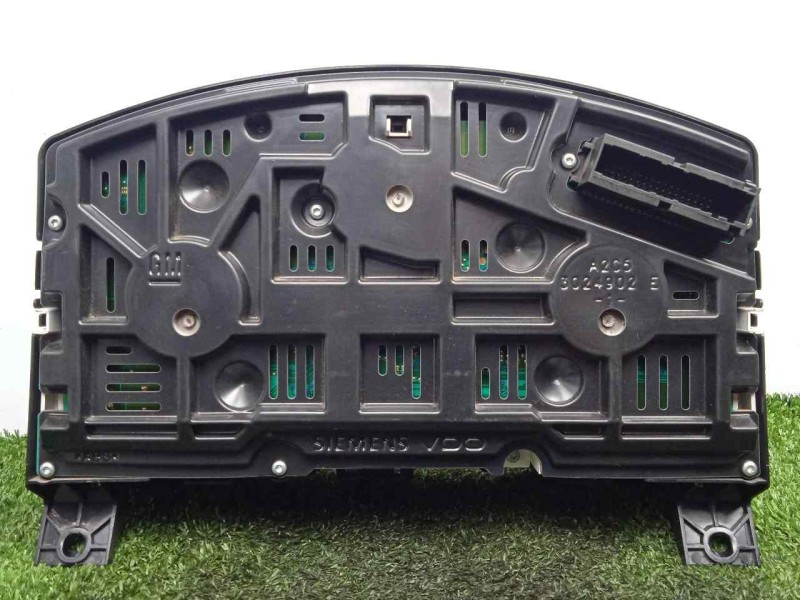 Recambio de cuadro instrumentos para opel astra gtc 1.9 cdti referencia OEM IAM 13230594-SW4405 ASTRA.H 