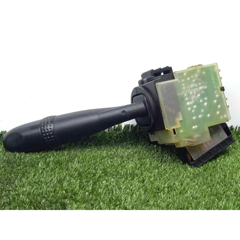 Recambio de mando limpia para hyundai accent (mc) 1.5 crdi cat referencia OEM IAM 75733A  10.PIN