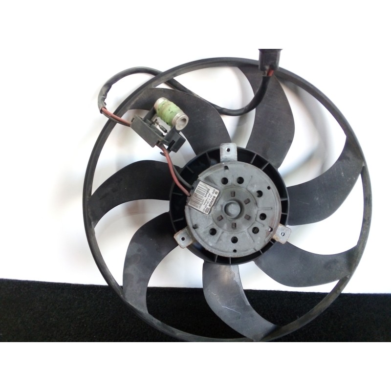 Recambio de electroventilador para mini mini (r56) 1.6 16v diesel cat referencia OEM IAM 0130303021  