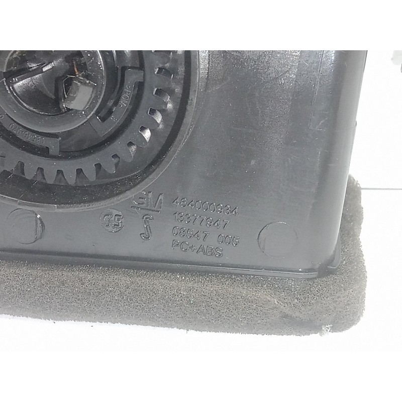 Recambio de rejilla aireadora para opel corsa e 1.4 referencia OEM IAM 13377947  