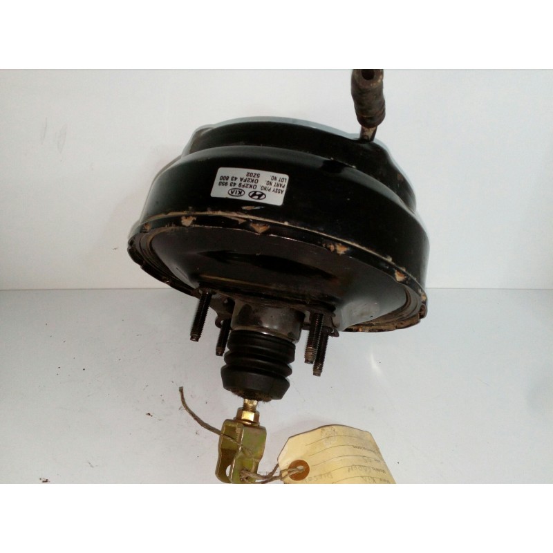 Recambio de servofreno para kia carens 2.0 crdi referencia OEM IAM OK2F943950-K2FA43800  